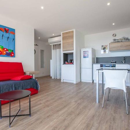 Très beau T2 climatisé refait à neuf, vue mer panoramique exceptionnelle à 120m à pied de la plage La Ciotat Esterno foto